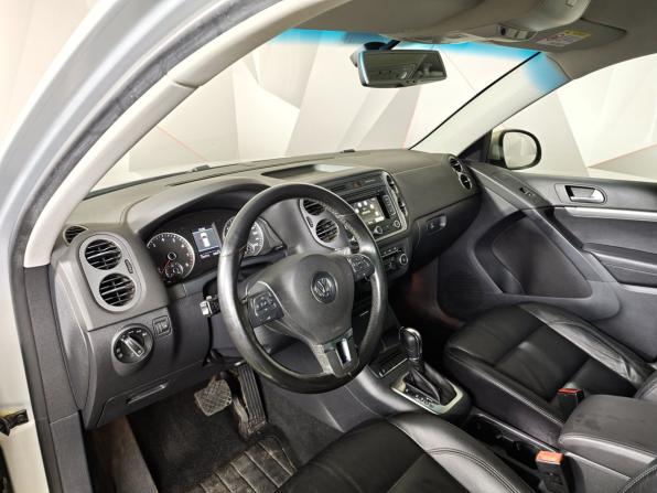 Volkswagen Tiguan I Рестайлинг с пробегом 2012 года, цена 1 369 000 рублей, 124772 км, внедорожник, Автокод Объявления