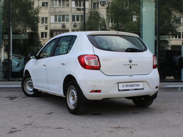 Renault Sandero II с пробегом 2015 года, цена 685 000 рублей, 120958 км, хэтчбек, Автокод Объявления