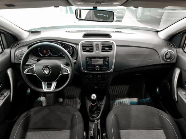 Renault Logan II Рестайлинг с пробегом 2019 года, цена 995 000 рублей, 143826 км, седан, Автокод Объявления