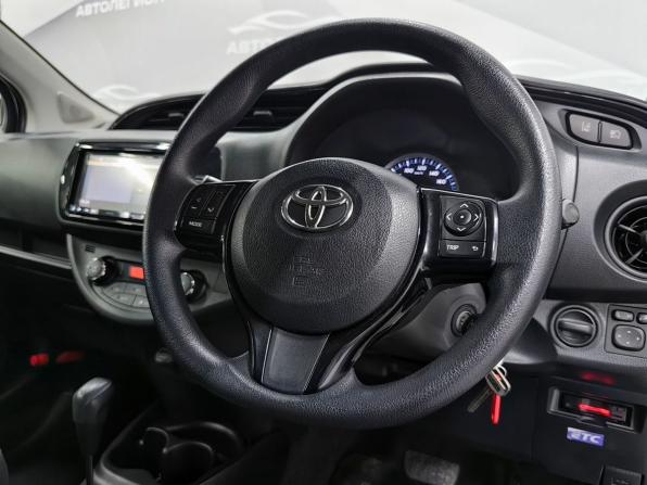 Toyota Vitz III (XP130) Рестайлинг 2 с пробегом 2017 года, цена 1 150 000 рублей, 112000 км, хэтчбек, Автокод Объявления