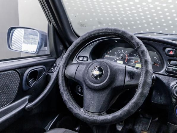 Chevrolet Niva I Рестайлинг с пробегом 2011 года, цена 362 000 рублей, 148250 км, внедорожник, Автокод Объявления