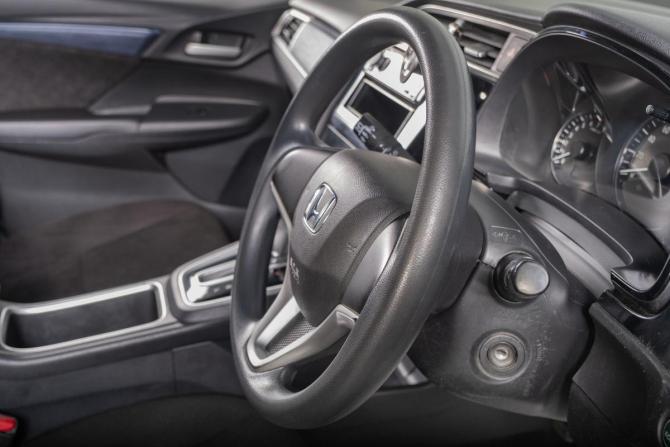 Honda Shuttle II с пробегом 2016 года, цена 1 329 000 рублей, 185000 км, универсал, Автокод Объявления