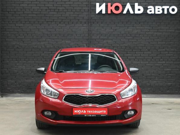 Kia Ceed II с пробегом 2014 года, цена 990 000 рублей, 87446 км, хэтчбек, Автокод Объявления