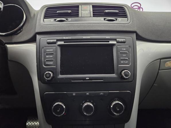 Skoda Yeti I с пробегом 2012 года, цена 633 000 рублей, 156102 км, внедорожник, Автокод Объявления