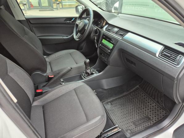 Skoda Rapid I с пробегом 2014 года, цена 722 000 рублей, 98105 км, лифтбек, Автокод Объявления