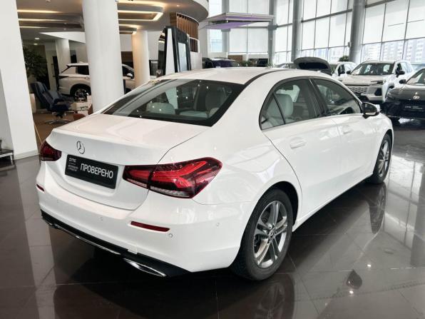 Mercedes-Benz A-Класс IV (W177) с пробегом 2018 года, цена 2 619 000 рублей, 63686 км, седан, Автокод Объявления