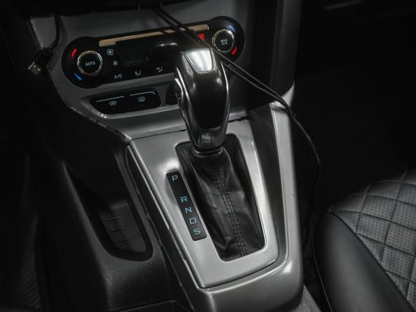 Ford Focus III с пробегом 2011 года, цена 559 000 рублей, 224802 км, хэтчбек, Автокод Объявления