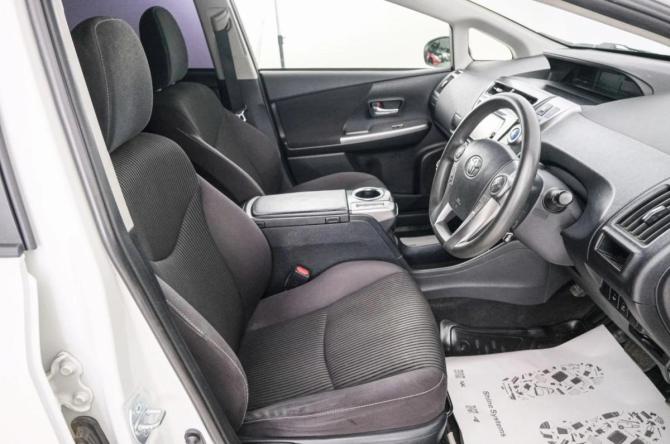 Toyota Prius Alpha I (ZVW40/41) Рестайлинг с пробегом 2016 года, цена 1 549 000 рублей, 174000 км, универсал, Автокод Объявления