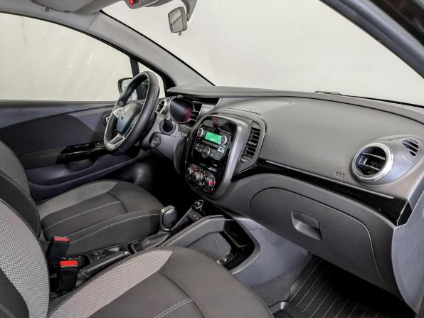 Renault Kaptur I Рестайлинг с пробегом 2021 года, цена 1 489 000 рублей, 85265 км, внедорожник, Автокод Объявления