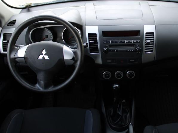 Mitsubishi Outlander II с пробегом 2008 года, цена 899 000 рублей, 248048 км, внедорожник, Автокод Объявления