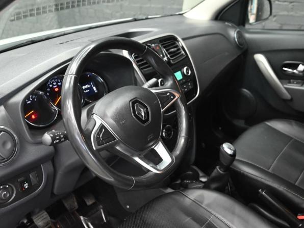 Renault Logan II Рестайлинг с пробегом 2020 года, цена 865 000 рублей, 100634 км, седан, Автокод Объявления