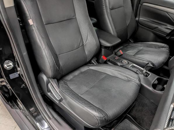 Mitsubishi Outlander III Рестайлинг с пробегом 2014 года, цена 1 525 000 рублей, 142103 км, внедорожник, Автокод Объявления