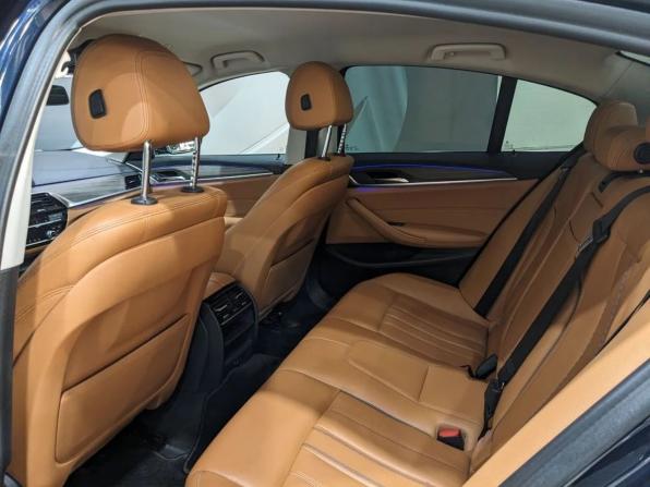 BMW 5 серии VII (G30/G31/G38) с пробегом 2018 года, цена 3 320 000 рублей, 125192 км, седан, Автокод Объявления