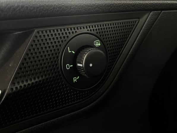 Skoda Rapid II с пробегом 2021 года, цена 1 449 900 рублей, 75103 км, лифтбек, Автокод Объявления