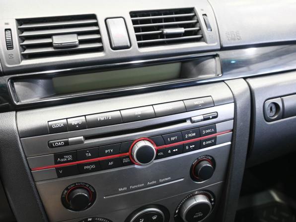 Mazda 3 I (BK) Рестайлинг с пробегом 2007 года, цена 599 900 рублей, 177523 км, седан, Автокод Объявления
