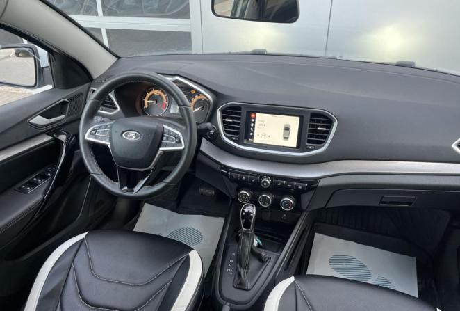 Lada (ВАЗ) Vesta I Рестайлинг (NG) с пробегом 2024 года, цена 1 385 000 рублей, 8084 км, седан, Автокод Объявления