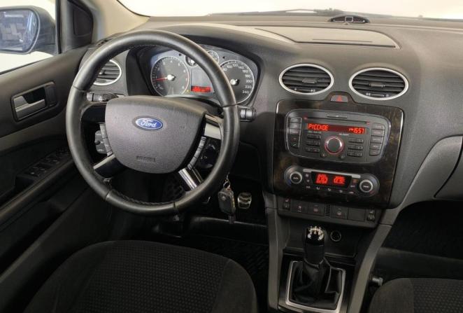 Ford Focus II Рестайлинг с пробегом 2007 года, цена 420 000 рублей, 164625 км, седан, Автокод Объявления