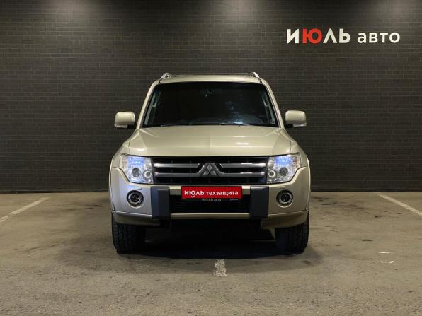 Mitsubishi Pajero IV с пробегом 2010 года, цена 1 800 000 рублей, 236957 км, внедорожник, Автокод Объявления