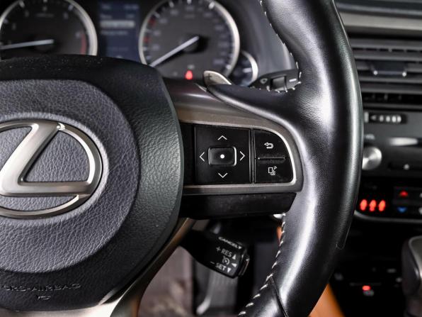 Lexus RX IV Рестайлинг с пробегом 2022 года, цена 5 100 000 рублей, 81767 км, внедорожник, Автокод Объявления