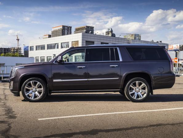 Cadillac Escalade IV с пробегом 2016 года, цена 5 098 500 рублей, 61664 км, внедорожник, Автокод Объявления