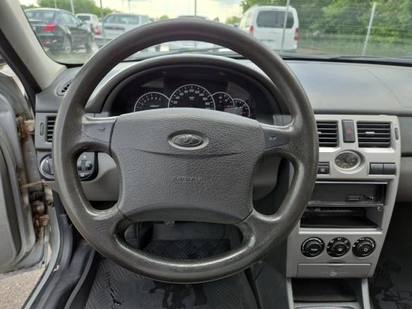 Lada (ВАЗ) Priora I с пробегом 2010 года, цена 295 000 рублей, 257531 км, седан, Автокод Объявления