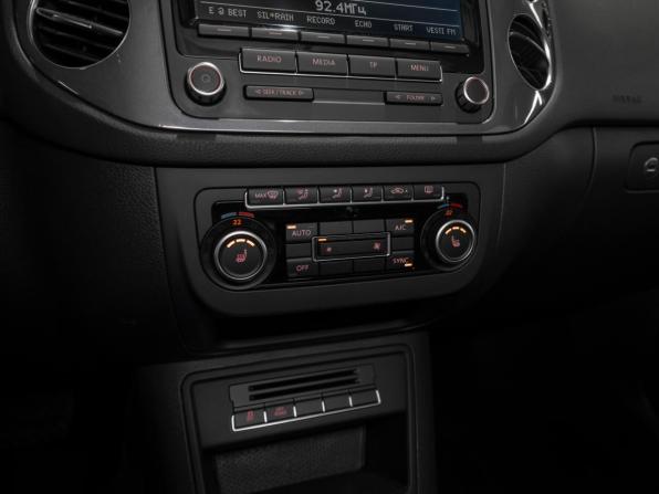 Volkswagen Tiguan I Рестайлинг с пробегом 2013 года, цена 1 495 000 рублей, 72017 км, внедорожник, Автокод Объявления
