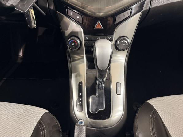 Chevrolet Cruze I Рестайлинг с пробегом 2014 года, цена 899 000 рублей, 147000 км, седан, Автокод Объявления