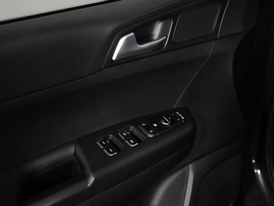 Kia Sportage IV Рестайлинг Санкт-Петербург  - изображение 18