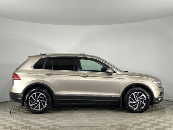 Volkswagen Tiguan II с пробегом 2019 года, цена 2 650 000 рублей, 107201 км, внедорожник, Автокод Объявления