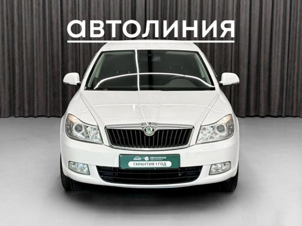 Skoda Octavia II (A5) Рестайлинг с пробегом 2011 года, цена 749 000 рублей, 210978 км, лифтбек, Автокод Объявления