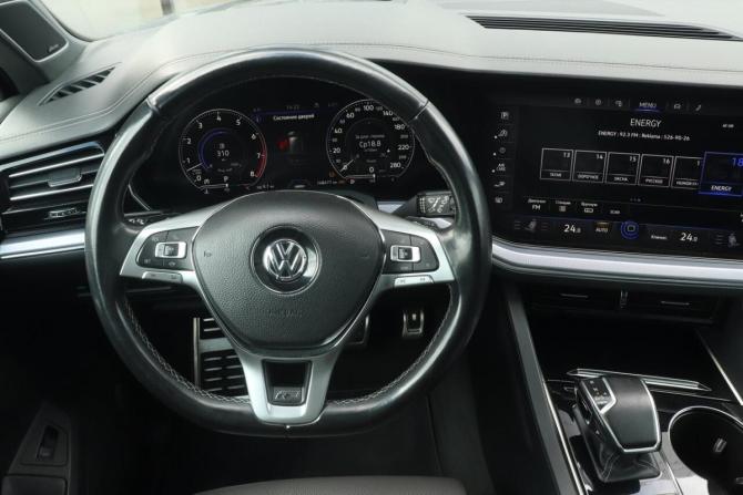 Volkswagen Touareg III с пробегом 2019 года, цена 4 599 000 рублей, 148472 км, внедорожник, Автокод Объявления