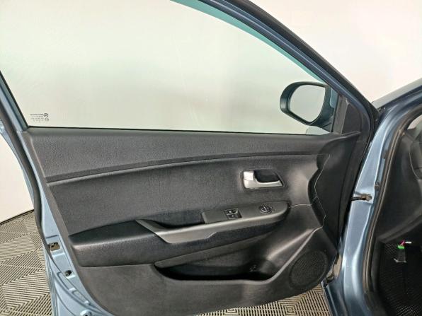 Kia Rio III с пробегом 2014 года, цена 682 000 рублей, 200000 км, седан, Автокод Объявления