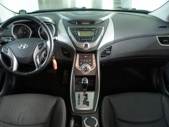 Hyundai Elantra V (MD) Рестайлинг с пробегом 2013 года, цена 1 049 000 рублей, 168000 км, седан, Автокод Объявления