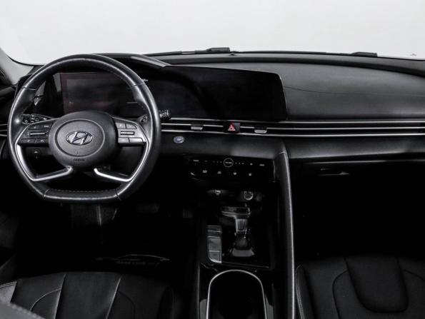 Hyundai Elantra VII (CN7) с пробегом 2020 года, цена 2 110 000 рублей, 46050 км, седан, Автокод Объявления