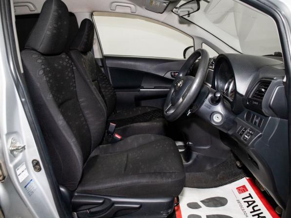 Toyota Ractis II с пробегом 2012 года, цена 975 000 рублей, 120078 км, хэтчбек, Автокод Объявления