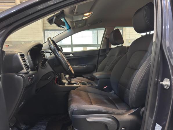 Kia Sportage IV с пробегом 2017 года, цена 1 799 000 рублей, 102000 км, внедорожник, Автокод Объявления