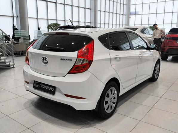 Hyundai Solaris I Рестайлинг с пробегом 2016 года, цена 980 000 рублей, 125542 км, хэтчбек, Автокод Объявления