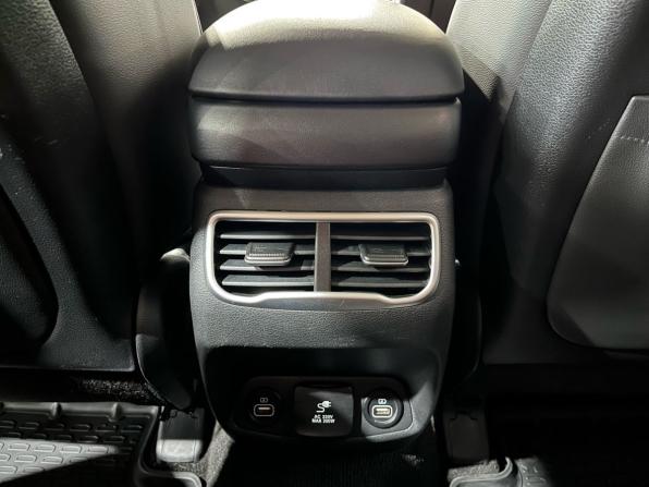 Hyundai Santa Fe IV Рестайлинг с пробегом 2021 года, цена 2 535 000 рублей, 241901 км, внедорожник, Автокод Объявления