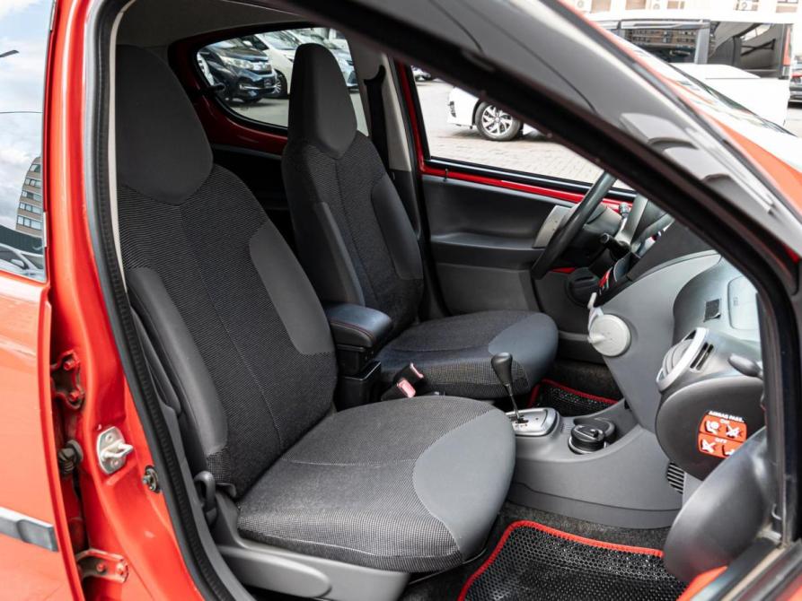 Peugeot 107 I Краснодар  - изображение 8