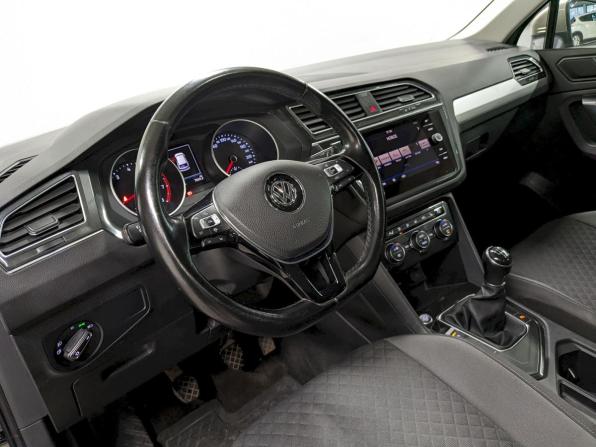 Volkswagen Tiguan II с пробегом 2020 года, цена 2 300 000 рублей, 99813 км, внедорожник, Автокод Объявления