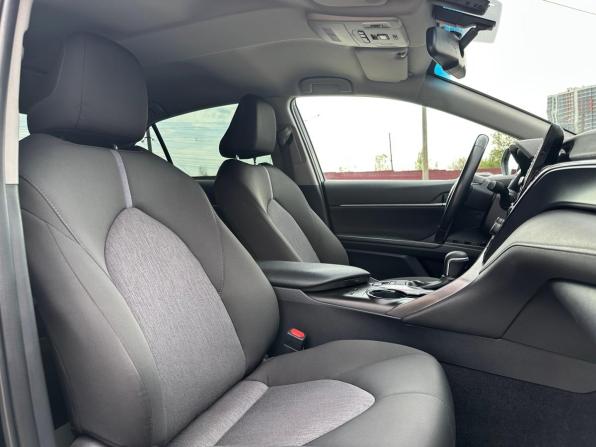 Toyota Camry VIII (XV70) Рестайлинг с пробегом 2021 года, цена 2 750 000 рублей, 43000 км, седан, Автокод Объявления