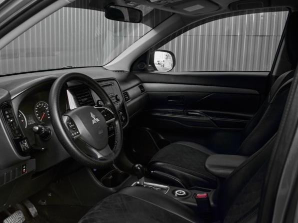 Mitsubishi Outlander III с пробегом 2012 года, цена 1 300 000 рублей, 235899 км, внедорожник, Автокод Объявления
