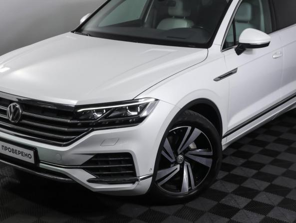 Volkswagen Touareg III с пробегом 2019 года, цена 4 390 000 рублей, 106823 км, внедорожник, Автокод Объявления