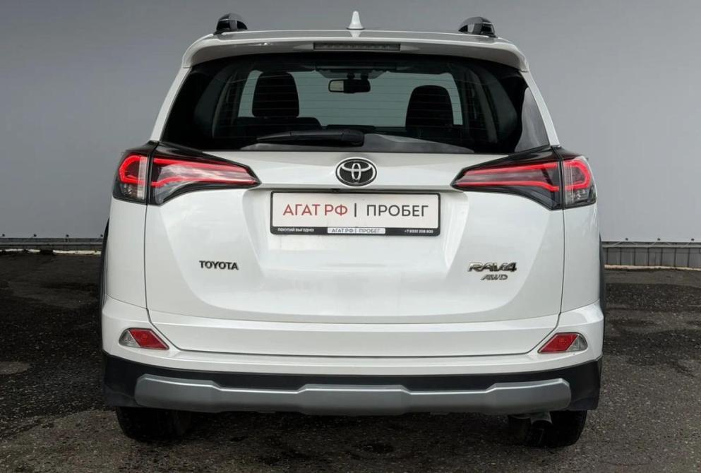 Toyota RAV4 IV (XA40) Рестайлинг Киров  - изображение 6