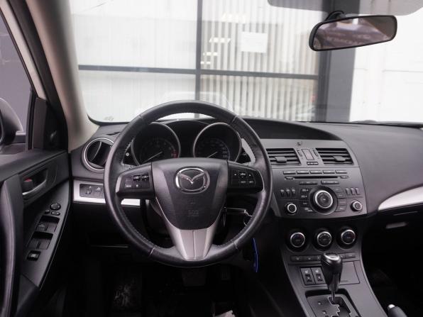 Mazda 3 II (BL) Рестайлинг с пробегом 2013 года, цена 1 178 000 рублей, 81242 км, седан, Автокод Объявления