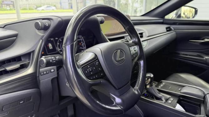 Lexus ES VII с пробегом 2020 года, цена 3 570 000 рублей, 150528 км, седан, Автокод Объявления
