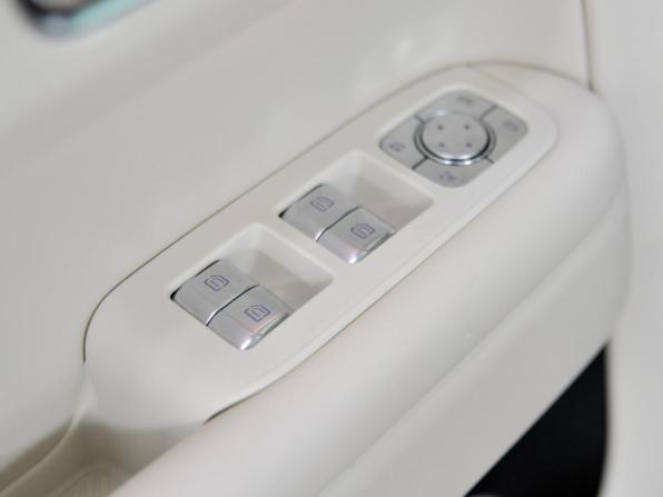 Li Auto (Lixiang) L6 с пробегом 2025 года, цена 5 680 000 рублей, 24100 км, внедорожник, Автокод Объявления