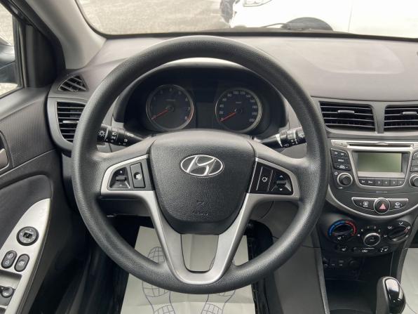 Hyundai Solaris I Рестайлинг с пробегом 2016 года, цена 1 278 000 рублей, 60645 км, седан, Автокод Объявления