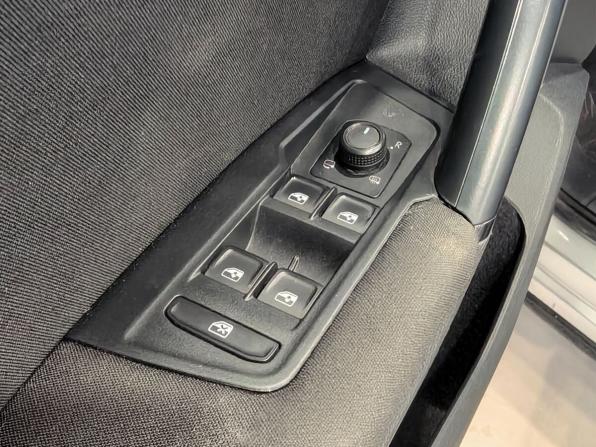Volkswagen Tiguan II Рестайлинг с пробегом 2021 года, цена 2 199 000 рублей, 118032 км, внедорожник, Автокод Объявления