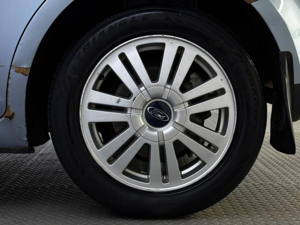 Ford C-MAX I с пробегом 2006 года, цена 500 000 рублей, 163056 км, компактвэн, Автокод Объявления